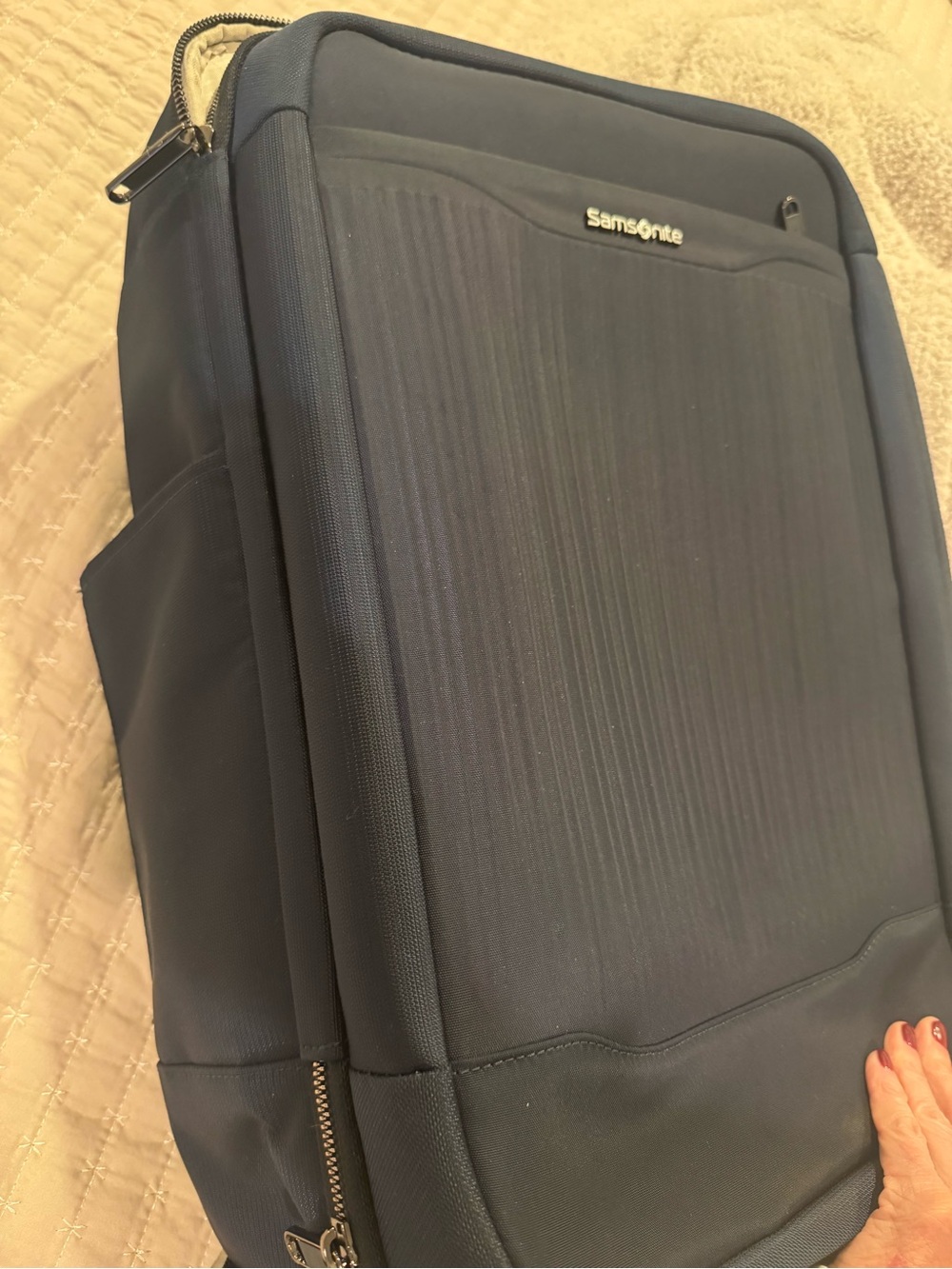 Samsonite NWOT!!! Navy Blue Women's Travel Backpack - Picture 3 of 10